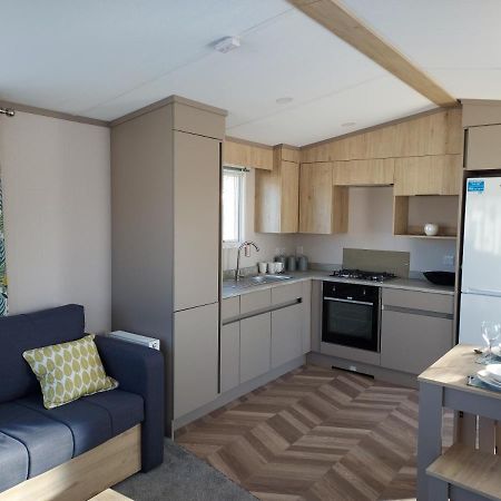 Hoburne Bashley Self-Catering Holiday Home نيو ميلتون المظهر الخارجي الصورة