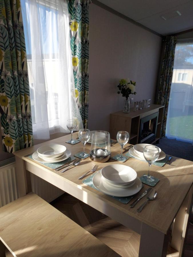 Hoburne Bashley Self-Catering Holiday Home نيو ميلتون المظهر الخارجي الصورة