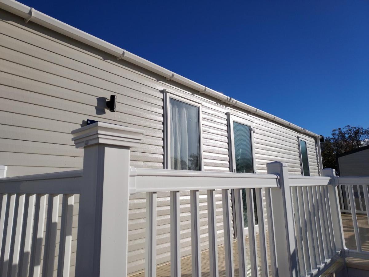 Hoburne Bashley Self-Catering Holiday Home نيو ميلتون المظهر الخارجي الصورة