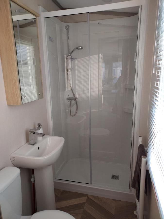Hoburne Bashley Self-Catering Holiday Home نيو ميلتون المظهر الخارجي الصورة