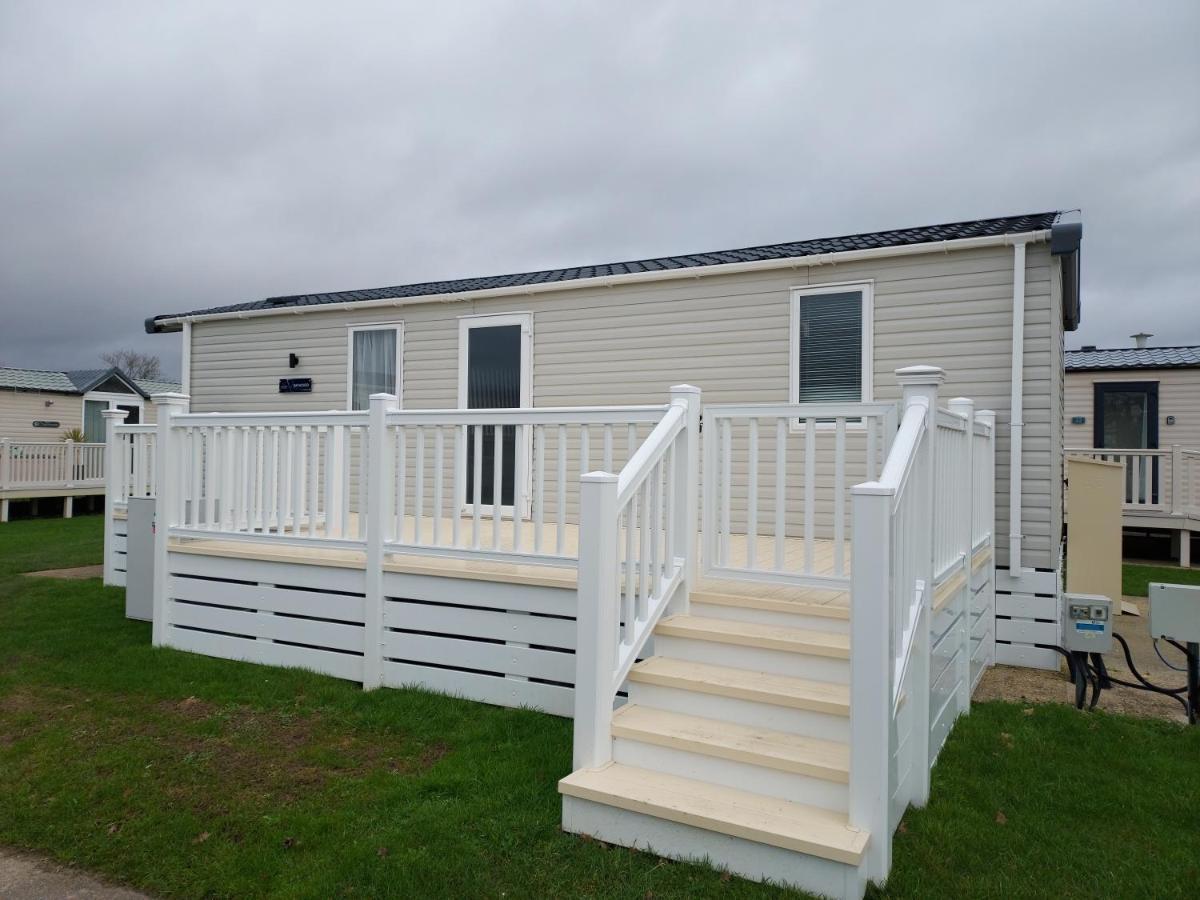Hoburne Bashley Self-Catering Holiday Home نيو ميلتون المظهر الخارجي الصورة
